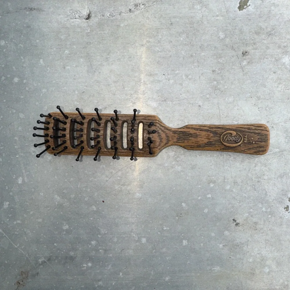 Vintage GOODY USA Faux Wood Vented Styling Hair Brush Ball Tipped 6